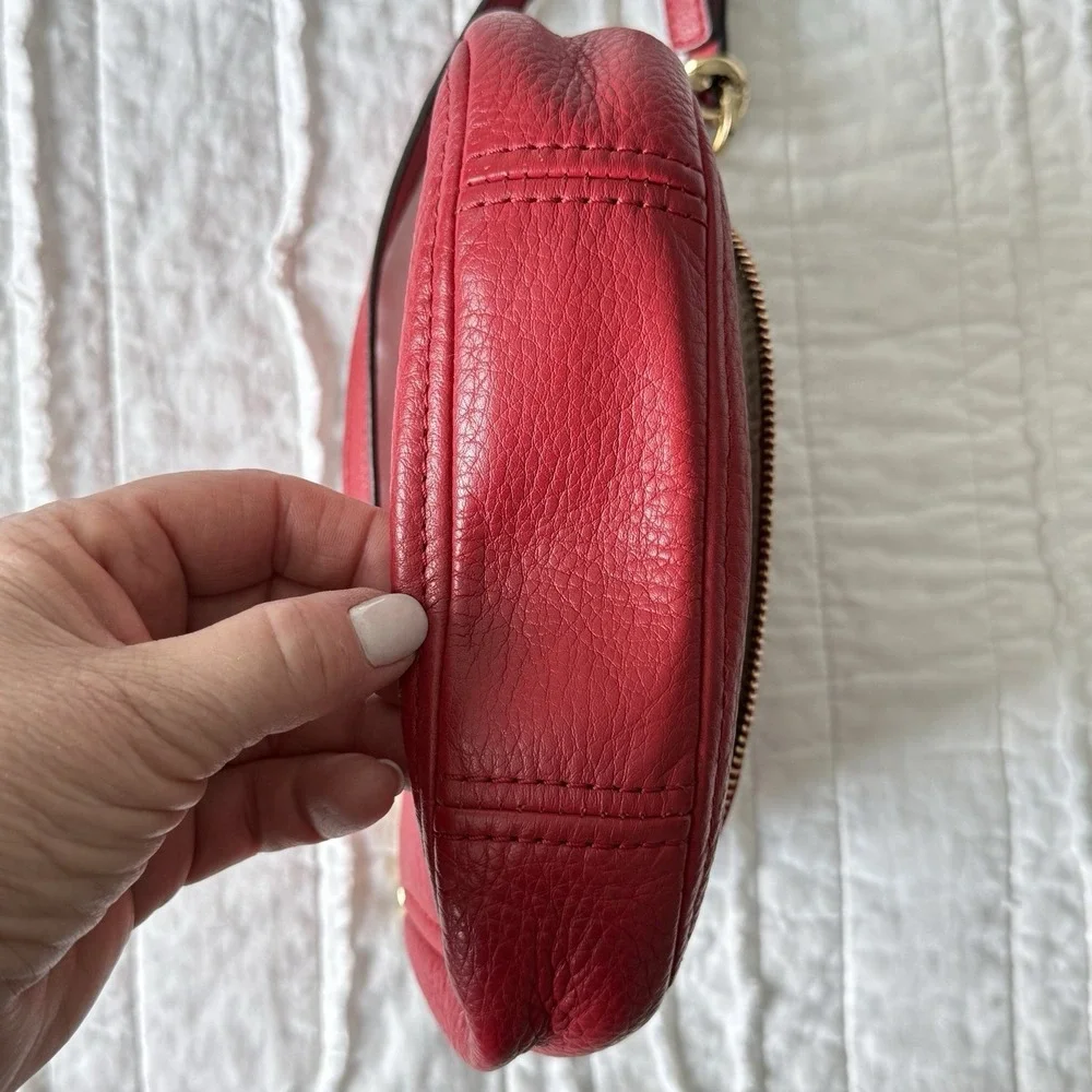 Michael Kors Womens Bedford Red Pebble Leather Crossbody Bag Gold Chain Flap Zip